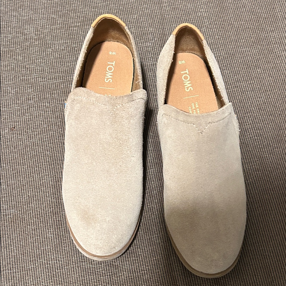 TOMS women’s Cream Suede booties